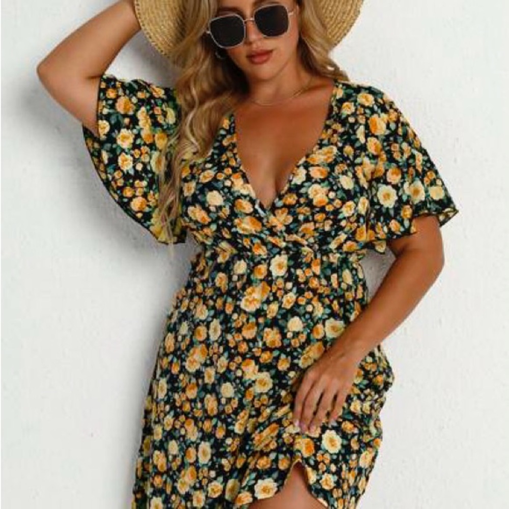 Floral Faux Wrap Dress with Short Sleeves